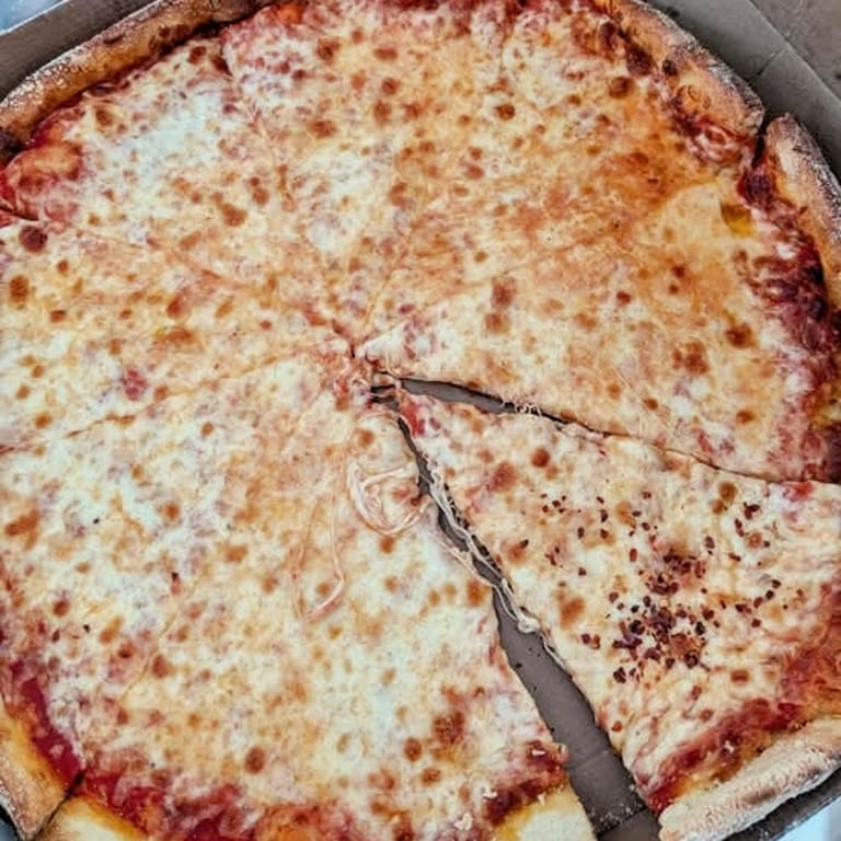 Delicious Cheese Pizza Options