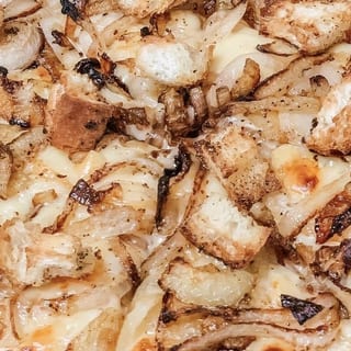 French Onion Pizza